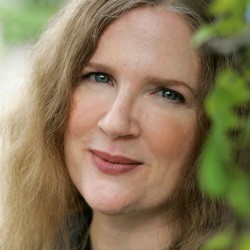Suzanne Collins deixa nova mensagem aos fãs