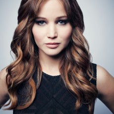 Tésseras da Semana: novo projeto de Jennifer Lawrence, trio na premiere alemã, trailer de “Dores Vorazes” e mais!