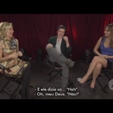 Jennifer, Josh e Elizabeth em entrevista ao Moviefone