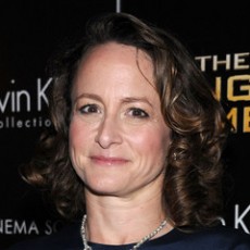 Nina Jacobson sobre quem viverá Finnick: “Nós não decidimos nada”