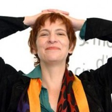 Passe de Identificação: Amanda Plummer