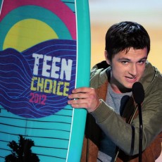 Teen Choice Awards: fotos e vídeos legendados!