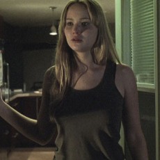 Jennifer Lawrence em novas fotos de A Última Casa da Rua