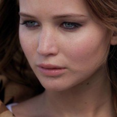 Jennifer Lawrence recebe prêmio de melhor atriz por “O Lado Bom da Vida”!