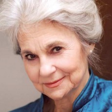 Passe de Identificação: Lynn Cohen
