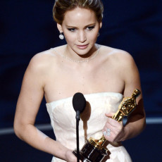 Jennifer Lawrence apresentará prêmio de melhor ator do Oscar 2014