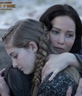 Katniss e Primrose Everdeen em foto de Em Chamas