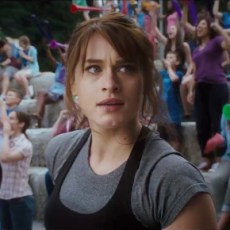 Trailer de Percy Jackson e o Mar de Monstros, com Stanley Tucci e Leven Rambin