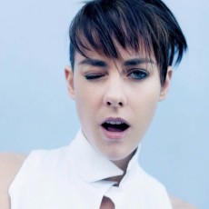Jena Malone agradece em rede social aos fãs brasileiros