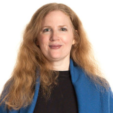 Suzanne Collins estimula a leitura em novo vídeo divulgado pela editora Scholastic