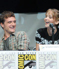 Josh Hutcherson e Jennifer Lawrence na Comic-Con 2013