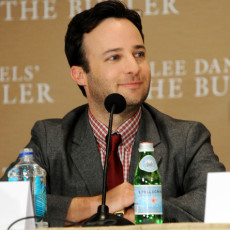 Roteirista Danny Strong fala sobre “A Esperança”