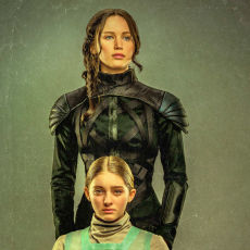 Katniss e Prim Everdeen aparecem em retrato de divulgação de livro