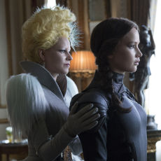 Katniss e Effie Trinket aparecem em imagem oficial de “A Esperança: O Final”